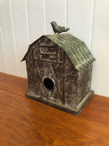 Barn Birdhouse